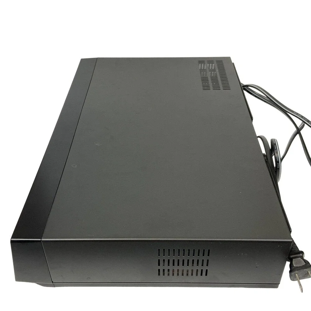 Samsung DVD-V9700 DVD Player